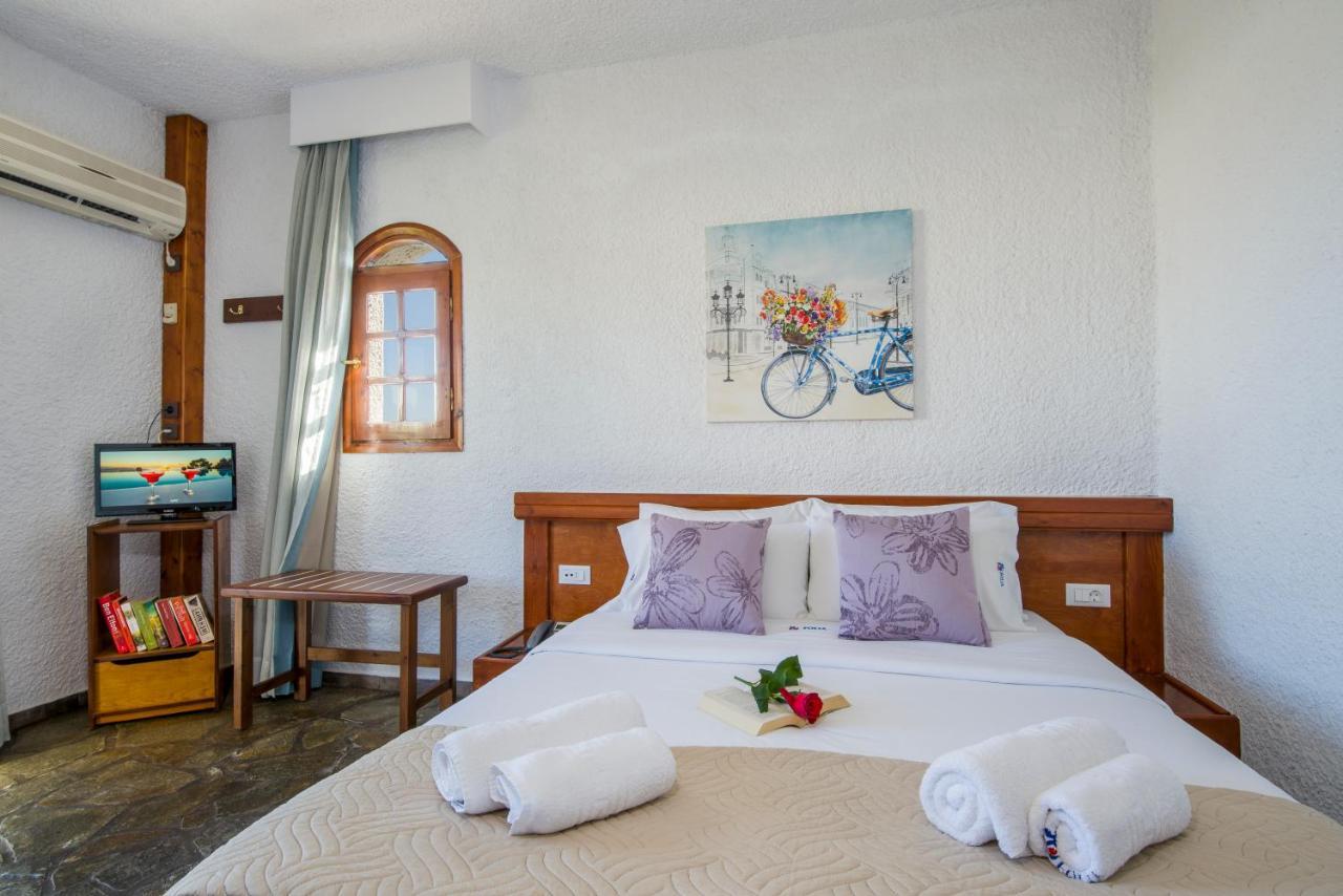 Folia Apartments Chania Agia Marina エクステリア 写真