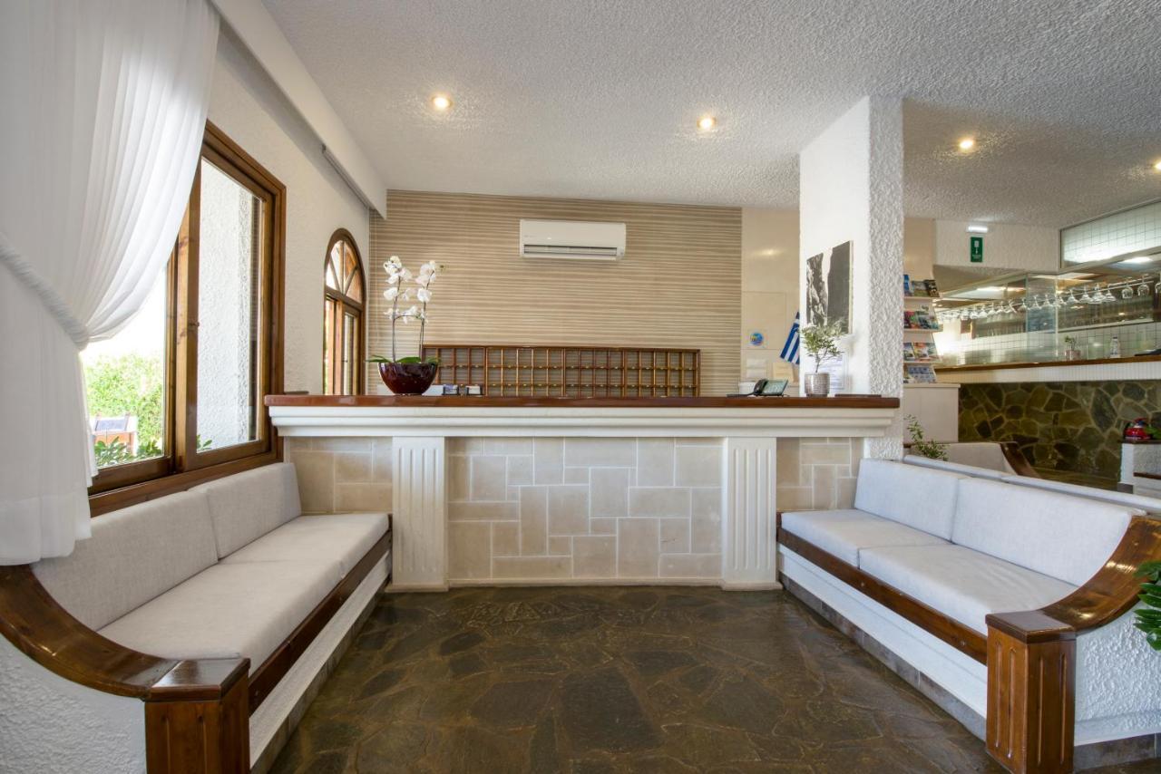 Folia Apartments Chania Agia Marina エクステリア 写真