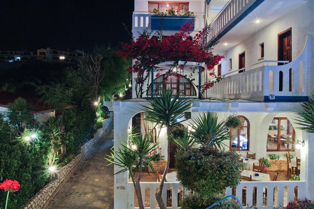 Folia Apartments Chania Agia Marina エクステリア 写真