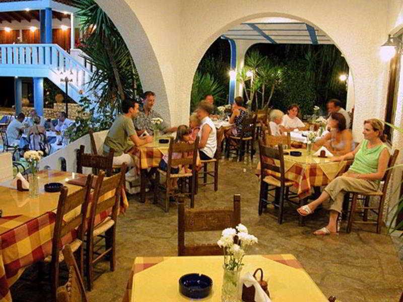 Folia Apartments Chania Agia Marina レストラン 写真